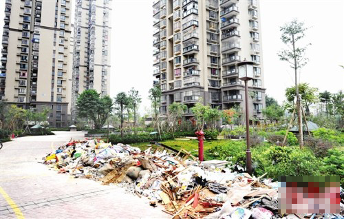 新建小區墻體開裂，觸目驚心，修補如此簡單！