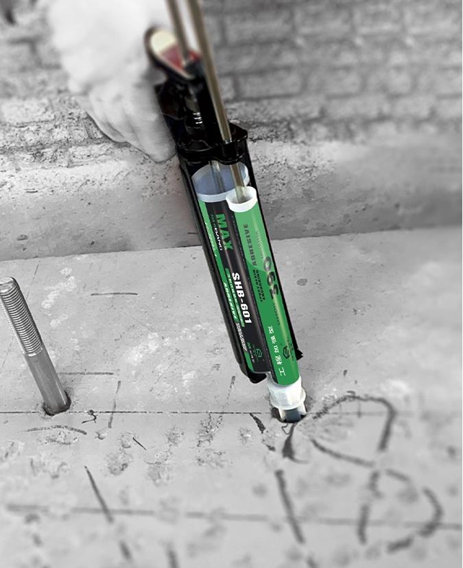 高溫來襲！注射式植筋膠為什么比桶裝更受歡迎？